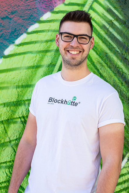 Malte, co-founder of Blockhütte, your contact for corporate gifts